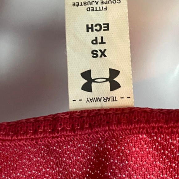 UnderArmor Racerback light breezy tank XS - Picture 3 of 3